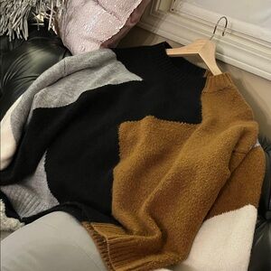 Arila~Colorblock Sweater - Black, Gray, Brown